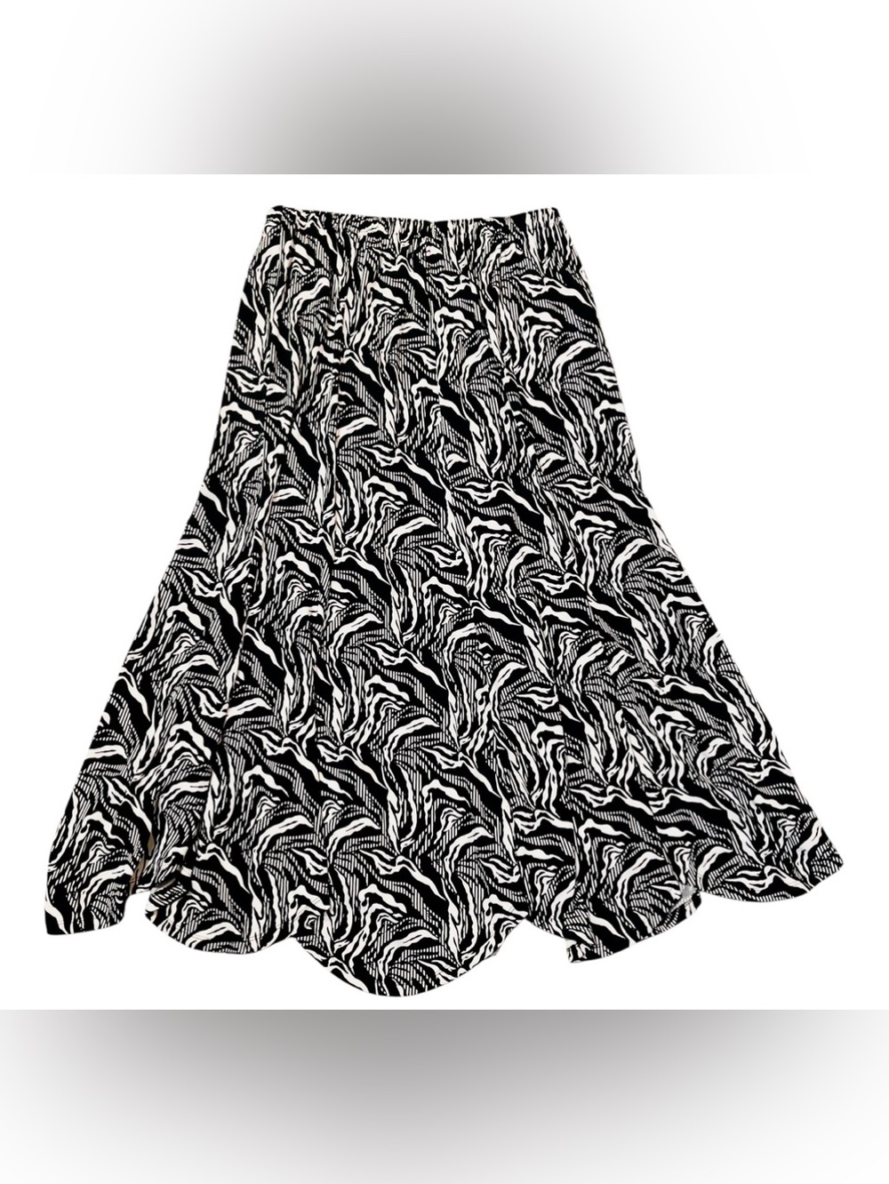 Southern Lady Black & White A-Line Patterned Skirt